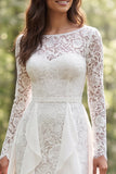 Robe de mariée en dentelle ivoire à volants à volants avec fente