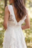 Robe de mariée longue ivoire à col en V à volants et fente