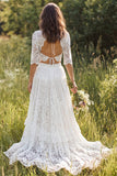Robe de mariée longue en dentelle ivoire à manches demi-manches en V à longueur avec fente