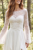 Robe de mariée ivoire en chiffon à volants à manches longues avec fente