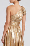 Robe formelle longue à une épaule métallique métallique dorée