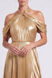 Robe formelle longue plissée en ligne A à col métallique doré et fendue