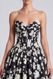 Corset de bal long corset de bal en fleur blanche noire avec des dentelles remontées dans le dos