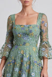 Robe de cérémonie Midi midi à col carré fleuri Sage poussiéreuse avec manches évasées