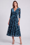 Robe midi fleurie midi en velours olive à col en V ligne A avec ceinture