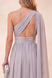 Robe Maxi en mousseline gris clair à une épaule avec fente