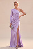 Robe maxi sirène froncée en satin à une épaule et mauve claire avec fente