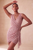 Robe courte de rentrée courte à la rentrée avec une ceinture rose rose scintillante, mouillée