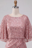 Robe courte de rentrée courte à la rentrée avec une ceinture rose rose scintillante, mouillée