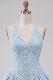 Robe courte de rentrée bleu ciel ligne en V