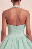 Robe courte de fin d’année rose à col nu à volants en ligne A