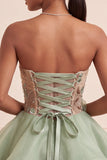 Corset Dusty Sage Strapless Strapless Aline Lacet dans le dos Sequins Robe courte de rentrée à la maison avec fleurs 3D