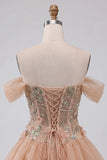 Robe de fin d’année rose à épaules décollées corset rose à ourlet bulle avec dentelle dans le dos