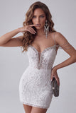 Robe courte de rentrée courte à la maison avec perles blanches décollées sur les épaules