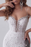 Robe courte de rentrée courte à la maison avec perles blanches décollées sur les épaules