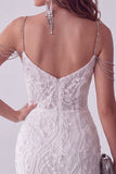 Robe courte de rentrée courte à la maison avec perles blanches décollées sur les épaules