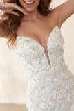 Robe de rentrée courte bodycon Ivory Sweetheart avec paillettes