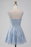 A-Line bleu ciel à longues bretelles courtes à sequins floraux robe de rentrée avec nœud