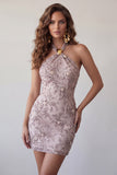 Robe courte courte de rentrée à la maison Fog à col nu à col nu-nu, perle florale