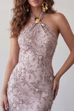 Robe courte courte de rentrée à la maison Fog à col nu à col nu-nu, perle florale