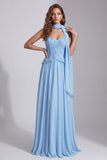 Robe de cérémonie bleu ciel ligne A sans bretelles à paillettes avec foulard au col