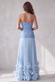 Robe de cérémonie bleue ligne A sans bretelles, plissée avec floral 3D et strass