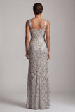 Longue robe de mère de la mariée à col carré argenté à perles et fente