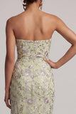 Robe Mère de la Mariée en fleurs body-moulante Dusty Sage Body-Estate