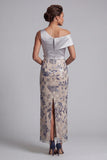 Robe de la mariée à paillettes argentées bodycon, fleurie, une épaule longue, avec fente