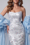 Robe longue de concours sirène bleu clair sans bretelles florales perlées avec traîne à volants