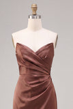 Robe longue formelle en satin sans bretelles sans bretelles à fourreau