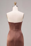 Robe longue formelle en satin sans bretelles sans bretelles à fourreau