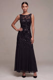 Robe de soirée longue en chiffon noir en chiffon à paillettes batteau