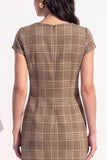 Robe de travail midi à carreaux marron à manches courtes à manches courtes et froissées