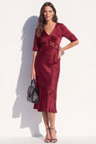 Robe Midi Bodycon en dentelle noire en satin avec demi-manches
