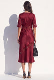 Robe Midi Bodycon en dentelle noire en satin avec demi-manches