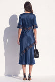 Robe Midi Bodycon en dentelle noire en satin avec demi-manches