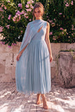 Robe midi sans manches en mousseline en mousseline bleue à col en V avec cape