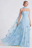 Robe longue de demoiselle d’honneur en mousseline strapless en mousseline A-Line Daffodil avec des fleurs 3D