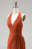 Rouge orange brûlé, col nu plissé, fourreau froncé Longue robe formelle
