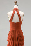 Rouge orange brûlé, col nu plissé, fourreau froncé Longue robe formelle