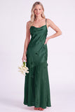 Robe longue de demoiselle d’honneur en satin en satin rose avec longues bretelles d’honneur avec fleurs 3D