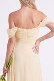 Jonquille à épaules dénudées, robe longue de demoiselle d’honneur en chiffon froncée