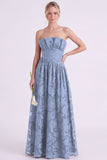 Robe longue de demoiselle d’honneur fleurie Espresso A-Line sans bustiers avec volants