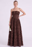 Robe longue de demoiselle d’honneur fleurie Espresso A-Line sans bustiers avec volants