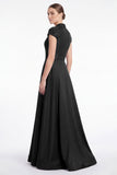 Robe noire en V à col en V à perles appliquées en A, robe de la mère de la mariée avec manches bonnets