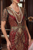 Robe courte courte moulante à col en V dorée rouge des années 1920 avec ourlet à frange