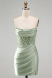 Robe courte de rentrée courte en satin perlé en paillettes vertes poussiéreuses