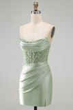 Robe courte de rentrée courte en satin perlé en paillettes vertes poussiéreuses