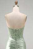 Robe courte de rentrée courte en satin perlé en paillettes vertes poussiéreuses